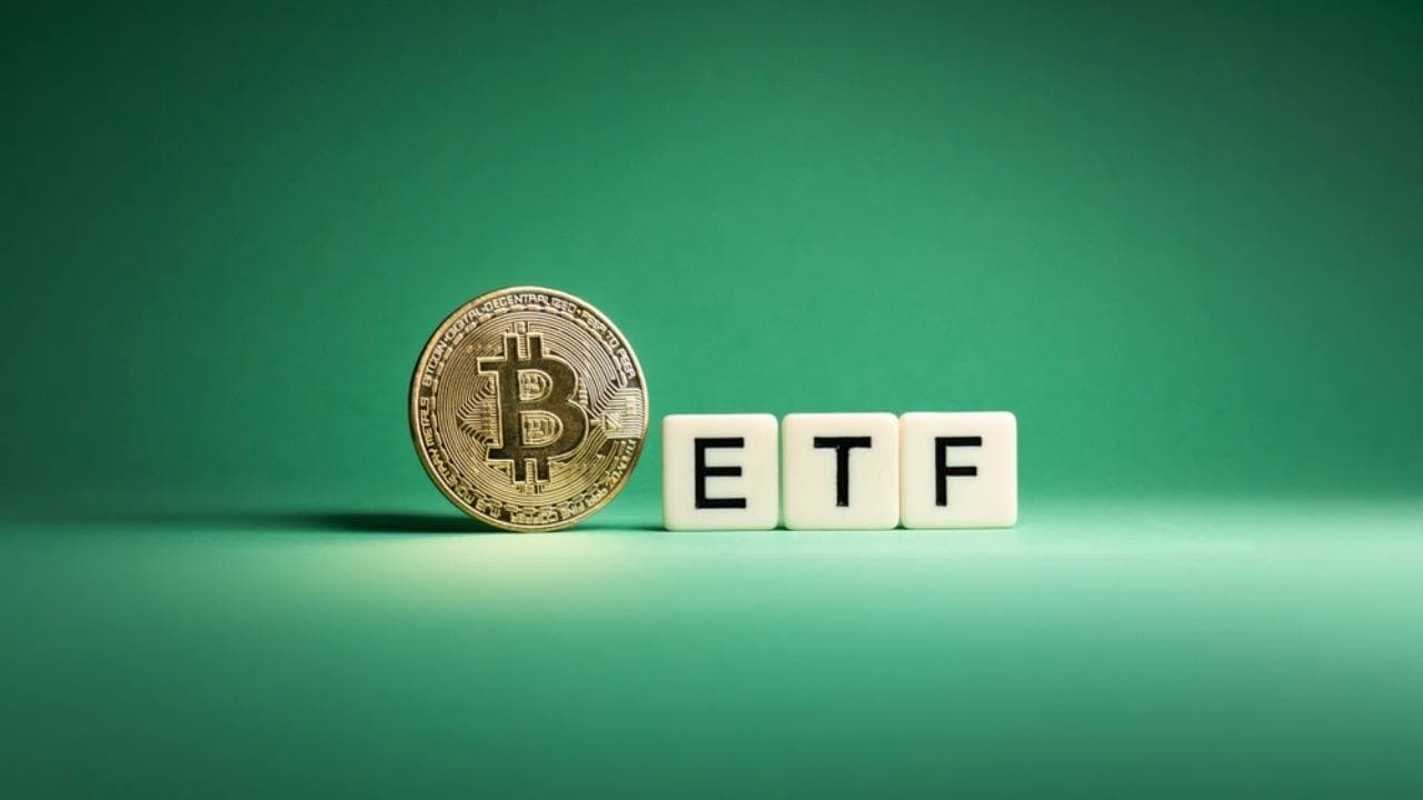 Gli ETF su Bitcoin registrano un afflusso di 69 milioni di dollari, mentre la serie positiva di 7 sessioni si avvicina al miliardo di dollari