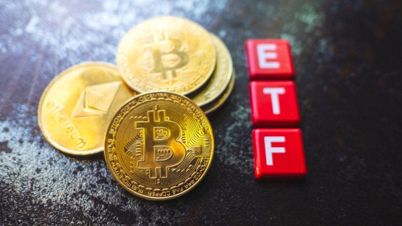 ETF-urile pe Bitcoin pierd 95 de milioane de dolari, pe măsură ce seria de 5 zile consecutive de intrări de capital în Ether ajunge la final