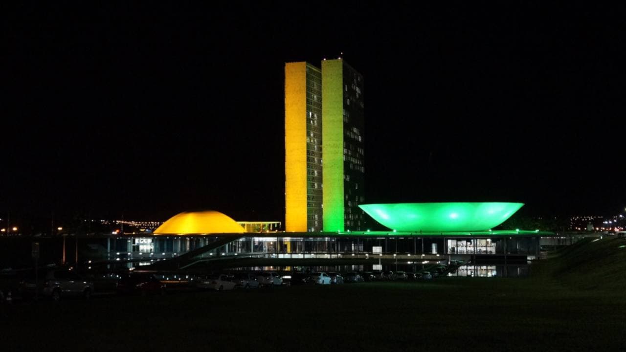 Brazilia impune avertismente similare celor de pe pachetele de țigări pe toate reclamele la pariuri: „Pariurile te fac să pierzi bani”