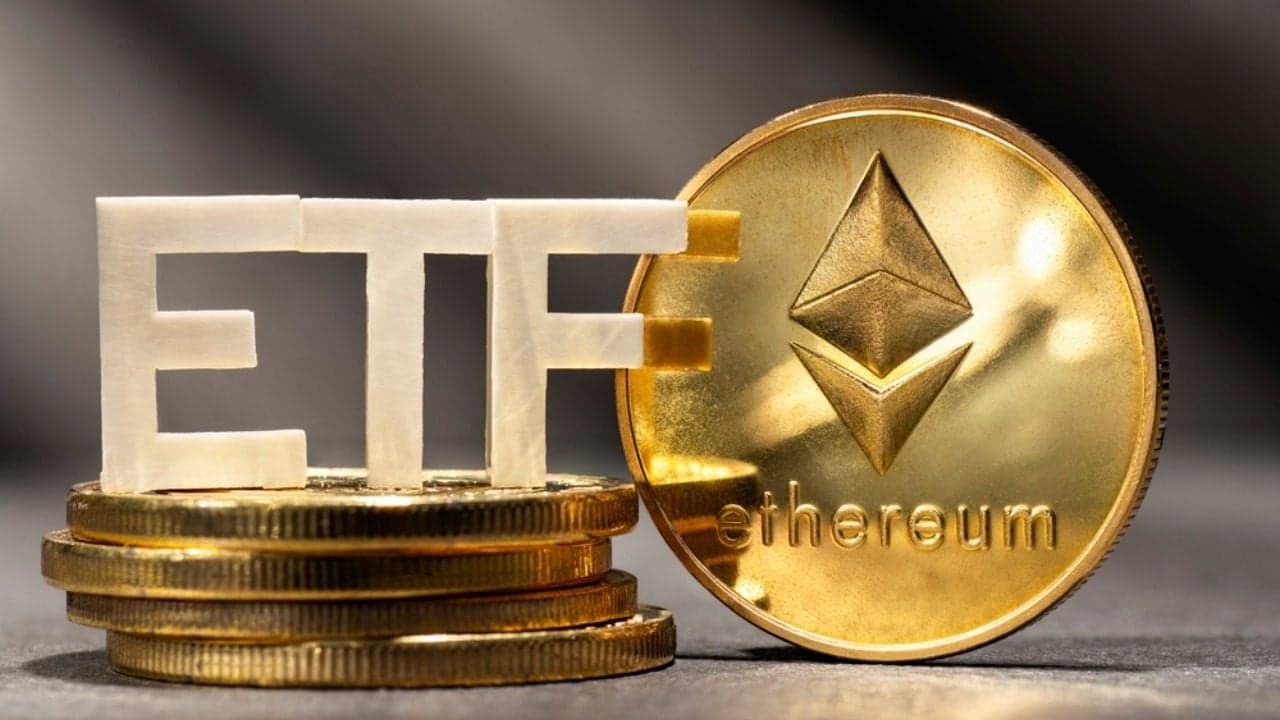 Il fondo FETH di Fidelity genera afflussi pari a 70,5 milioni di dollari nell’ETF su Ether mentre il Bitcoin registra un andamento negativo