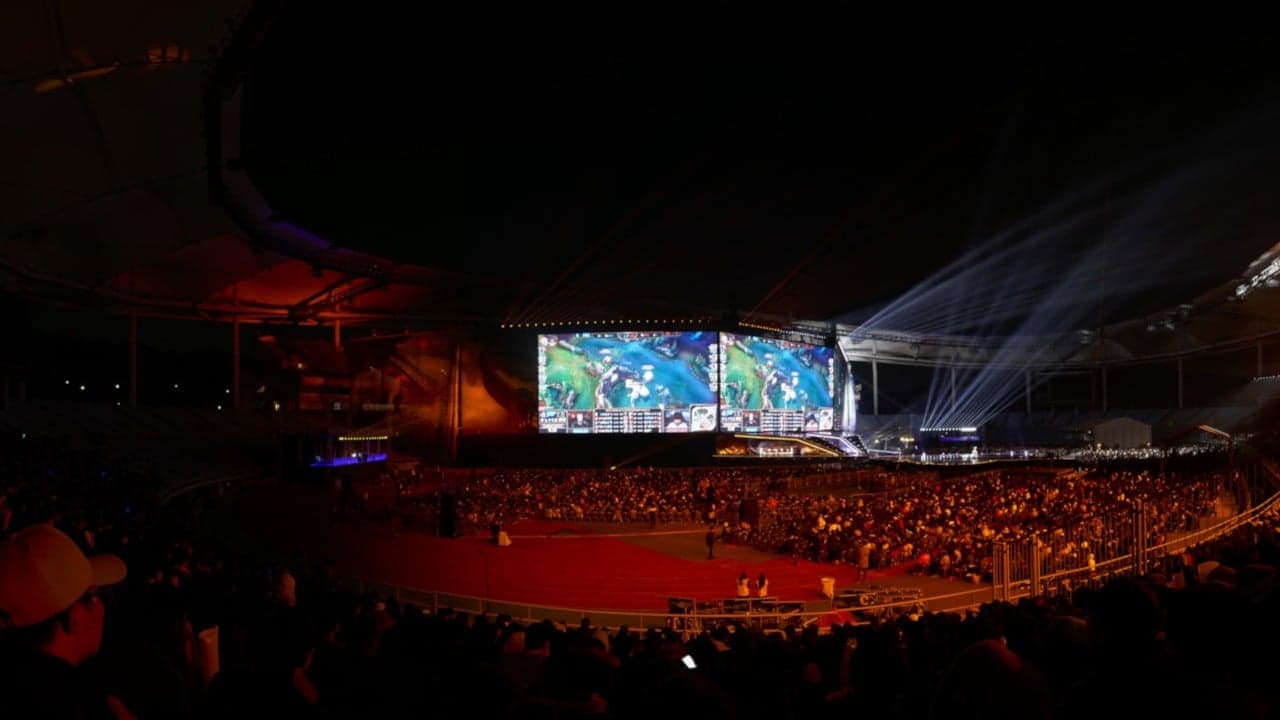 Den franske spilmyndighed advarer om, at al væddemål på e-sport er ulovligt, i forbindelse med åbningen af e-sport-verdensmesterskabet i Paris med en præmiesum på 75 mio. dollar