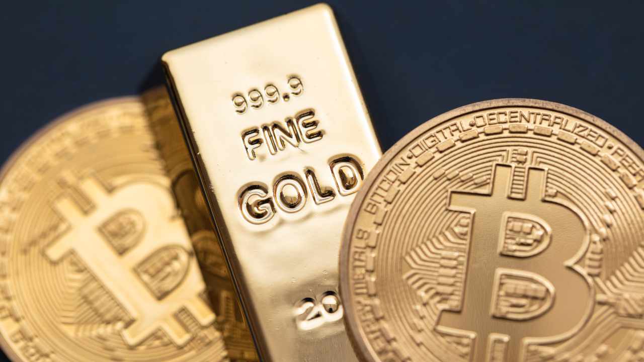 Bitcoin närmar sig guld när den amerikanska statsskulden återuppväcker spekulationen i valutasvaghet