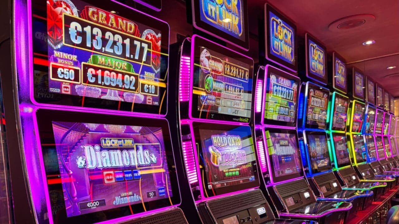 Un giocatore del New Jersey trasforma una puntata di 2 dollari in un jackpot online da record da 2,95 milioni di dollari