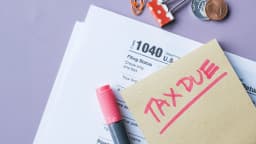How the De Minimis Tax Exemption Might Support Bitcoin's Price
